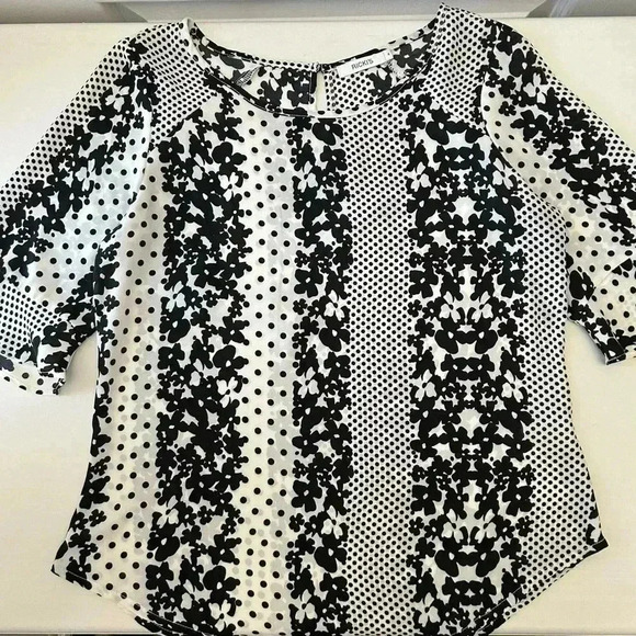 Ricki’s Blouse Short Sleeve Sheer  Flowy Ruffle Sleeves Black White Size Small - Picture 12 of 14